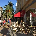 Au Coeur De La Vieille Apartmán *