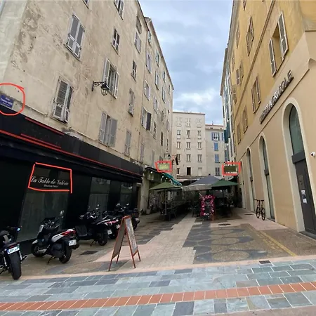 Appartamento Au Coeur De La Vieille Ajaccio (Corsica)