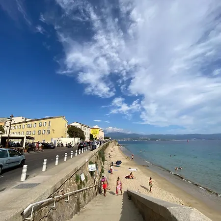 Apartament Au Coeur De La Vieille